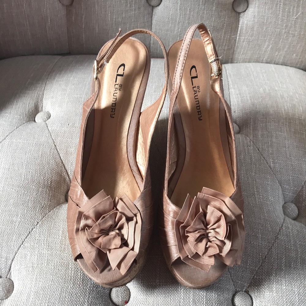 Wedge sandals